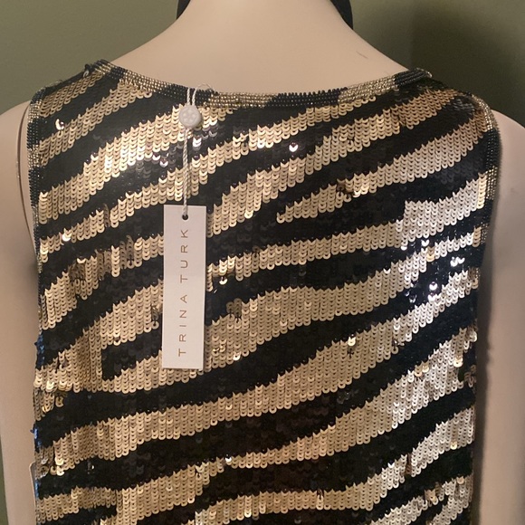 Beautiful sequined dress by DESIGNER TRINA TURK, SIZE 6, Black & Gold zebra. - Picture 10 of 15